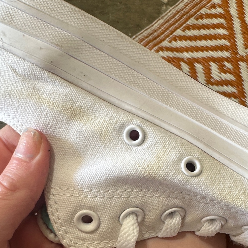 Converse White Low Top Sneakers whiteout - Picture 6 of 11
